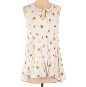 Sleeveless tiered blouse